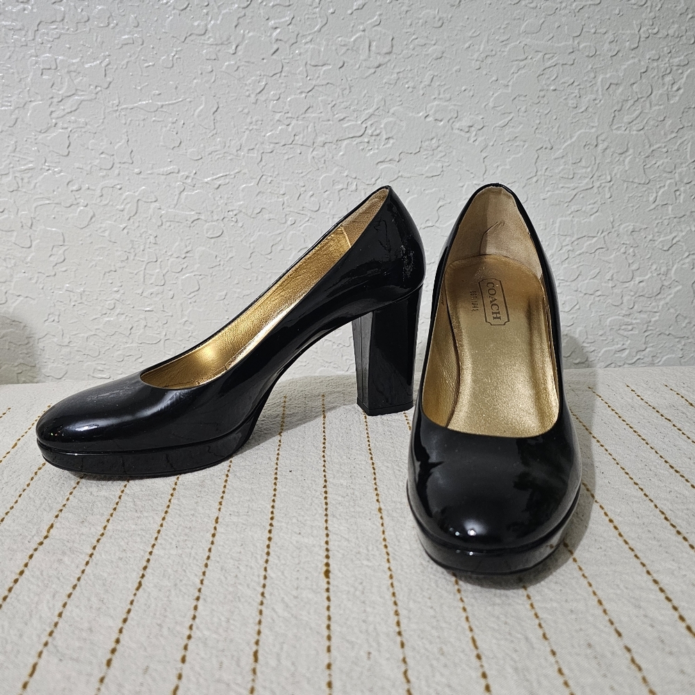COACH Black Patent pumps - Picture 8 of 10